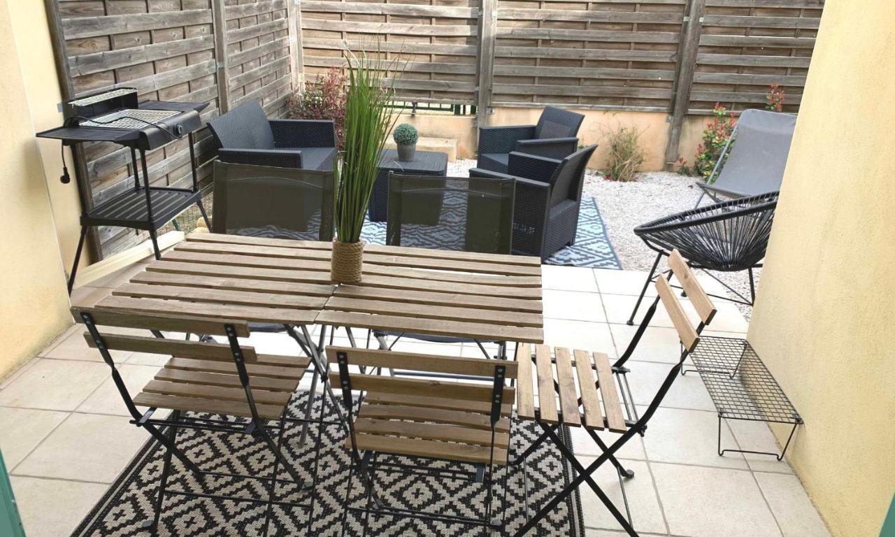 Maison T4 -Jardin+ Parking+ Clim -Proche Remparts Aigues-Mortes Exterior foto
